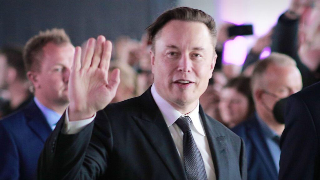 Elon Musk's Private Messages with Billionaire Pals