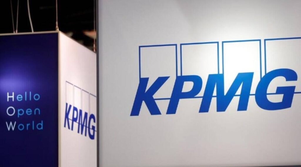 46% CEOs globally looking at job cuts, 39% freeze hiring: KPMG