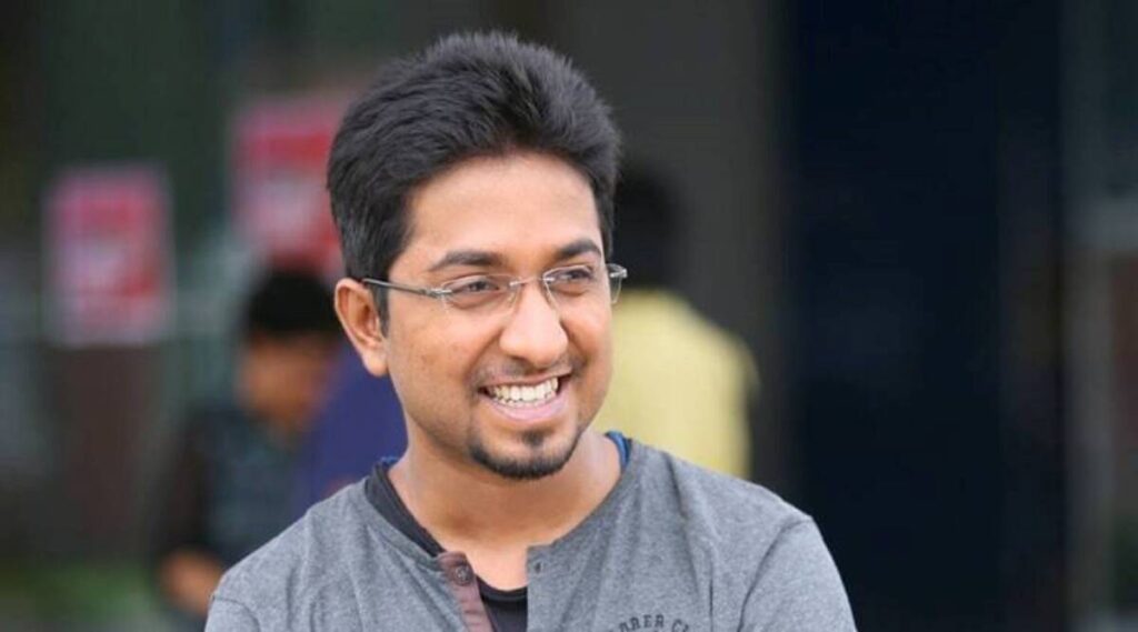 Vineeth Sreenivasan, Vineeth Sreenivasan turns 38, Malayalam film, Malayalam film industry, Malarvaadi Arts Club, Indian Express, India news, current affairs, Indian Express News Service, Express News Service, Express News, Indian Express India News