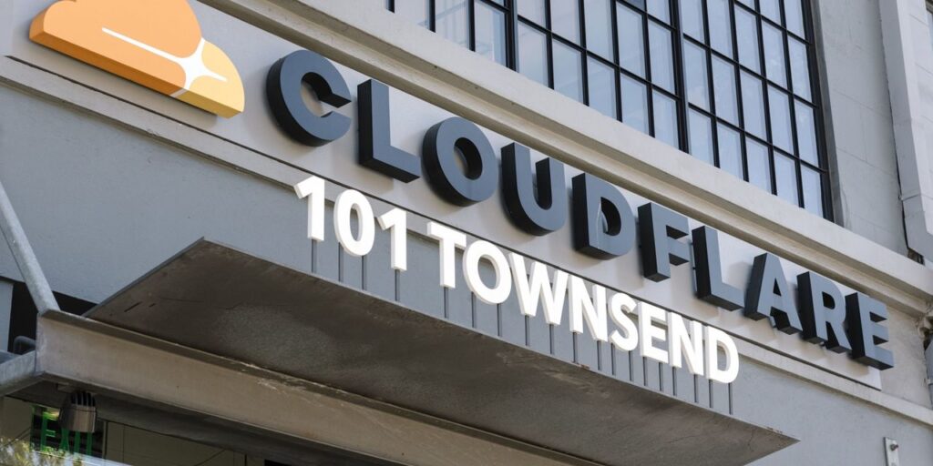 Cloudflare stock drops more than 10% after results, outlook top Street view