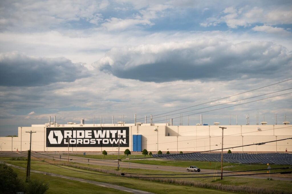 Lordstown Motors Gains on $170 Million Foxconn Investment Deal