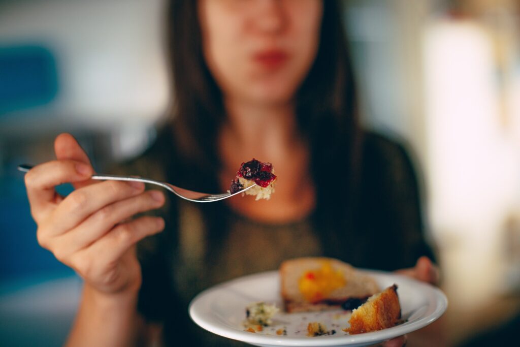 Study finds picky eaters are put off by food depending on plateware color