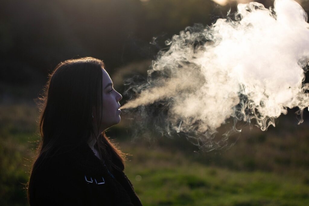 Vaping exposes users to harmful levels of particulate matter, study suggests