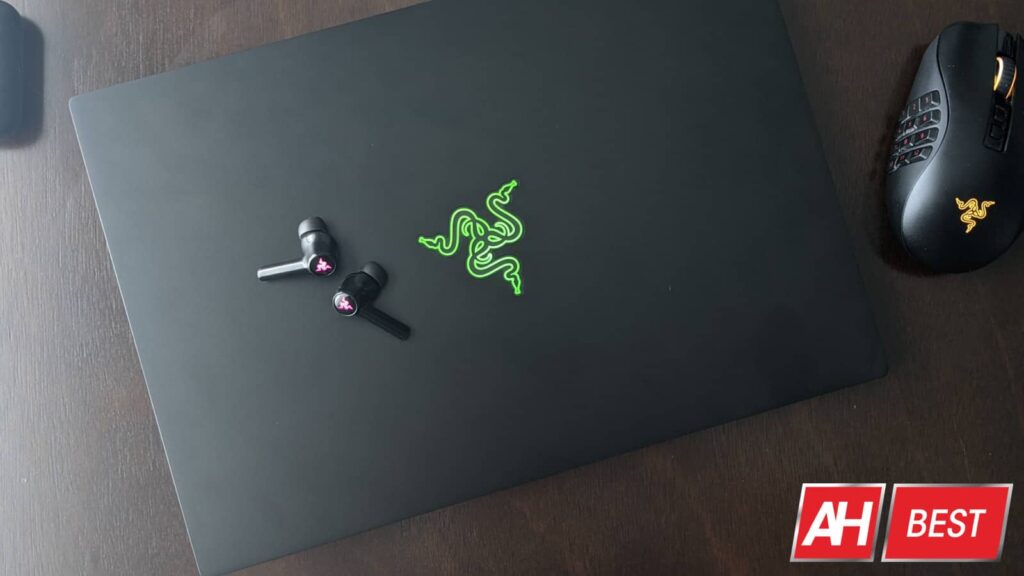 Best Accessories For The Razer Blade