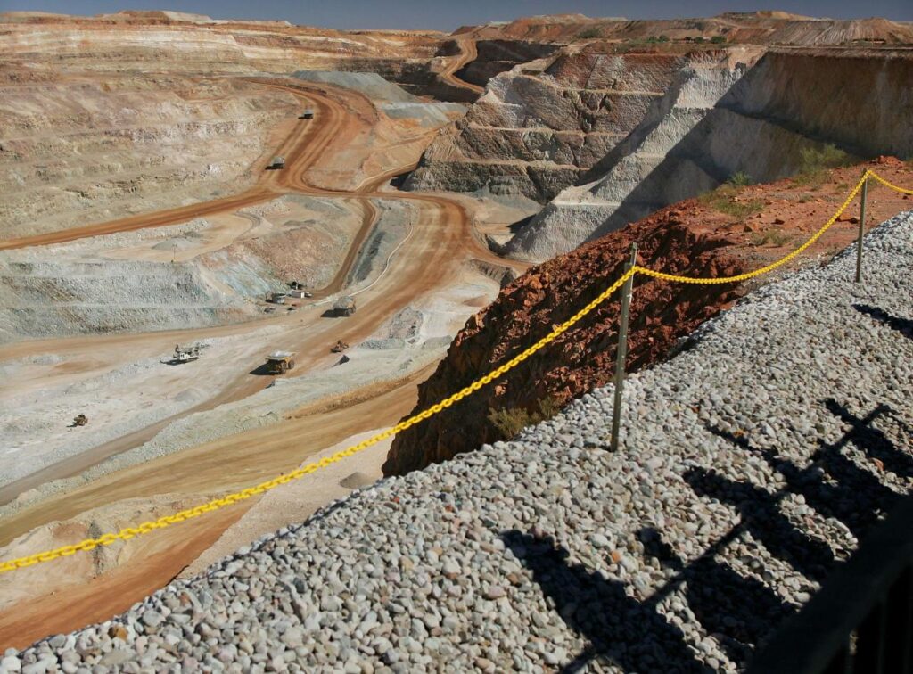 Newmont Bids $17 Billion for Australian Gold Miner Newcrest