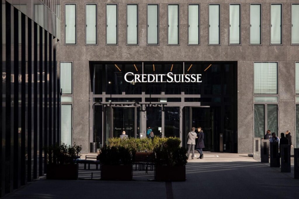 UBS to Explore Credit Suisse Deal in Crisis Combination