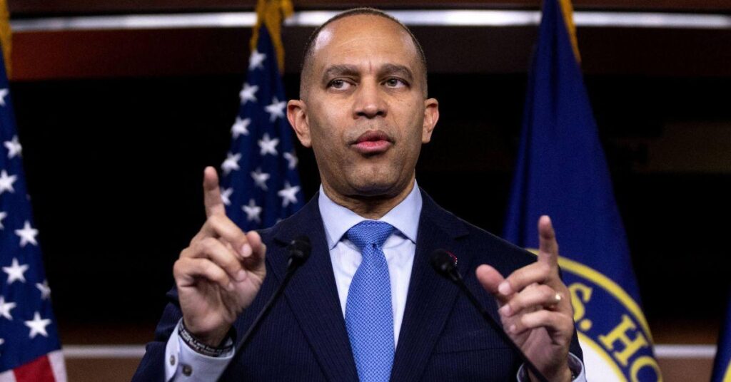 Hakeem Jeffries Under Fire Over Leaked College Editorial Comparing Clarence Thomas & Colin Powell To 'House Negroes''