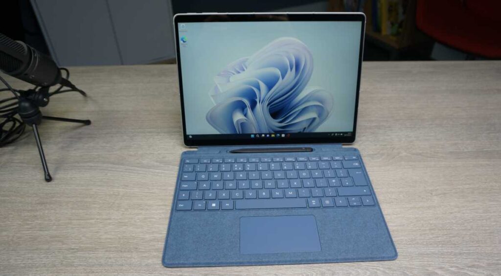 Microsoft Surface Pro 8