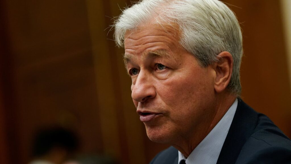 JPM's Jamie Dimon warns of market panic as U.S. nears default