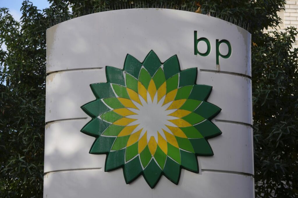 BP posts $5B quarterly profit on strong oil and gas trading