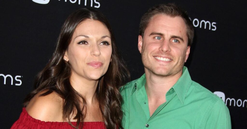 ‘The Bachelor’ Star DeAnna Pappas Settles Custody Battle, Agrees Not To Drink Alcohol Excessively While Watching Kids