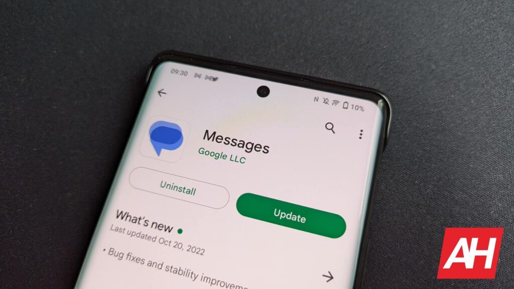 Magic Compose for texts might be coming to Google Messages