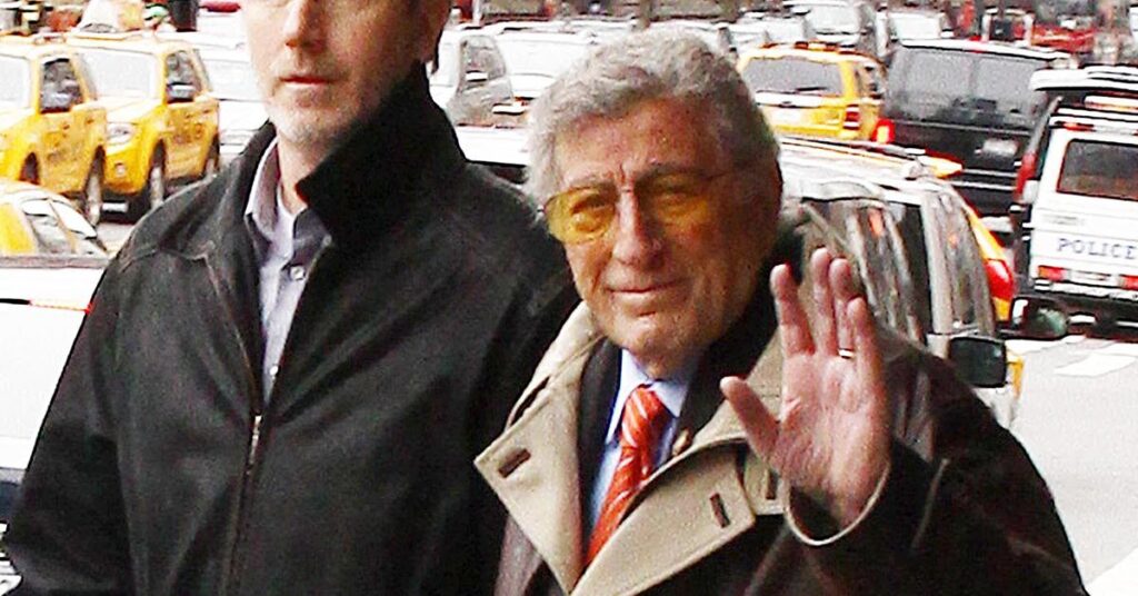 Why Late Tony Bennett Allegedly Quit The Mob