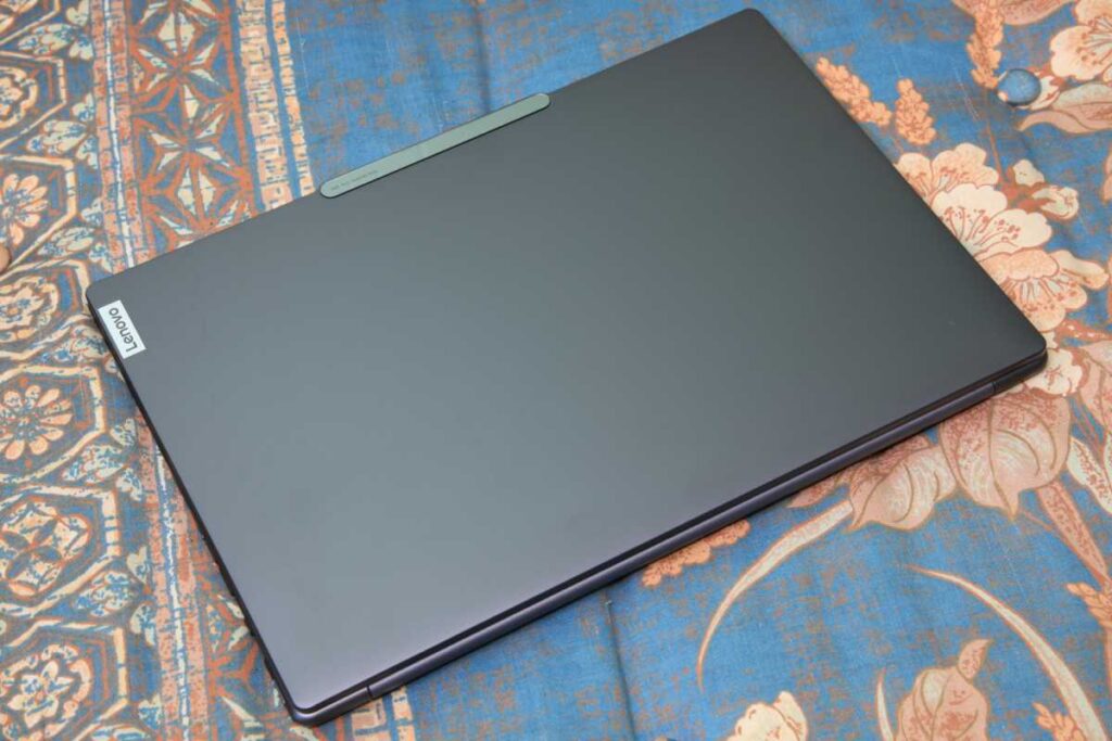 Lenovo Slim Pro 9i hero