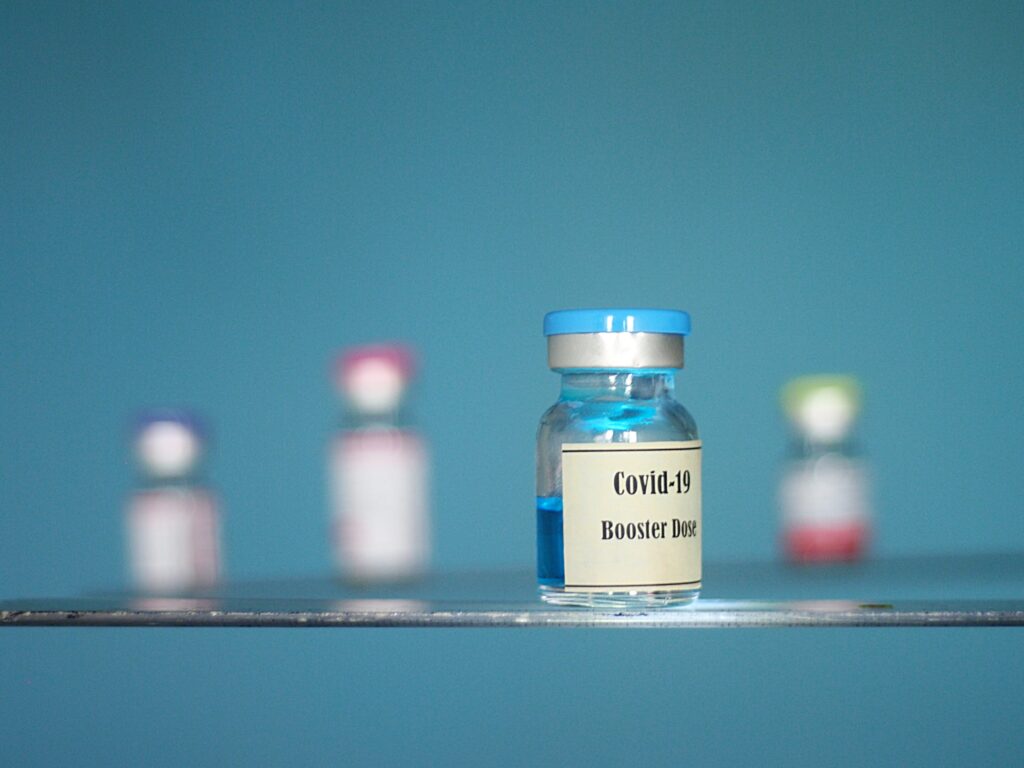 New study suggests more US lives could have been saved by authorizing COVID-19 booster sooner