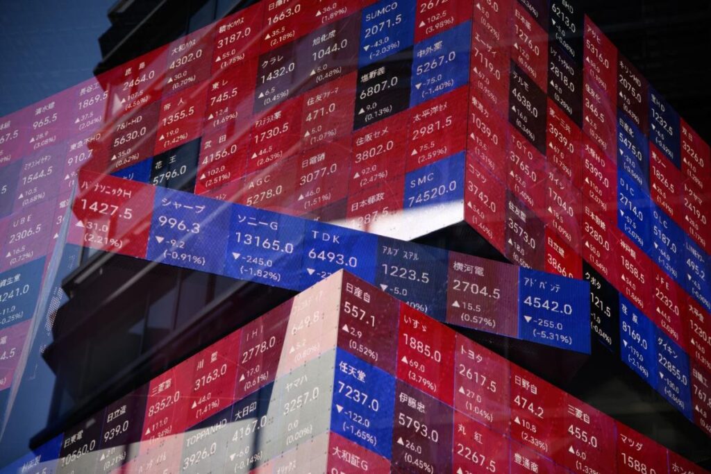 Asia Stocks Dragged Down by China Share Selloff: Markets Wrap