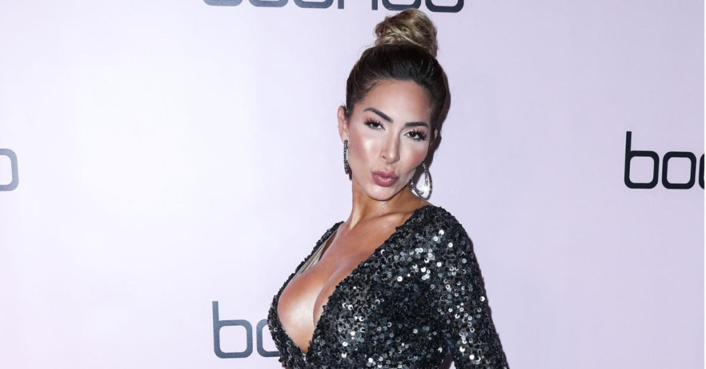 Farrah Abraham Sues Male Security Guard for Assault