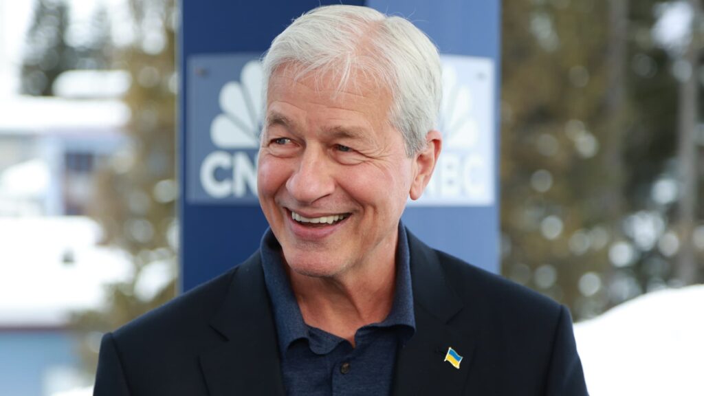 Jamie Dimon on Capital One-Discover deal: 'Let them compete'