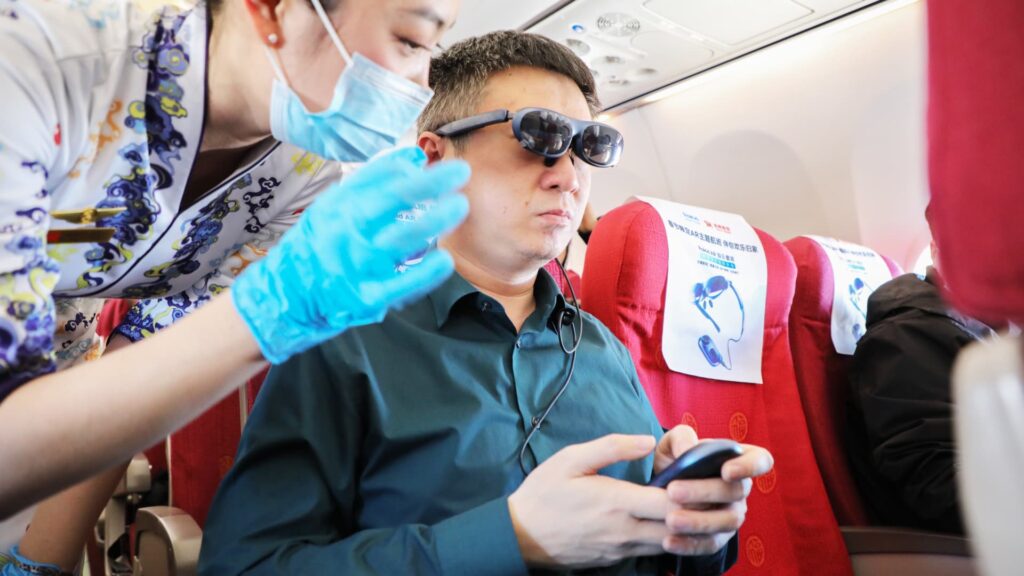 Hainan Airlines hands out Rokid AR glasses for in-flight entertainment