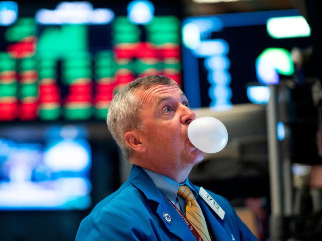 Stocks are in a bubble that will keep inflating until 2025 and push the market 30% higher, research firm says