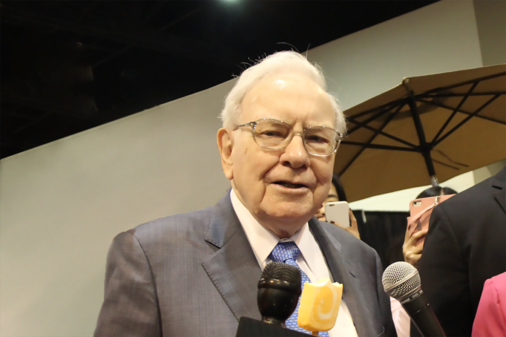 Warren Buffett Just Revealed the 8 Stocks That Berkshire Hathaway Will Likely Hold Forever -- and Apple Wasn't One of Them