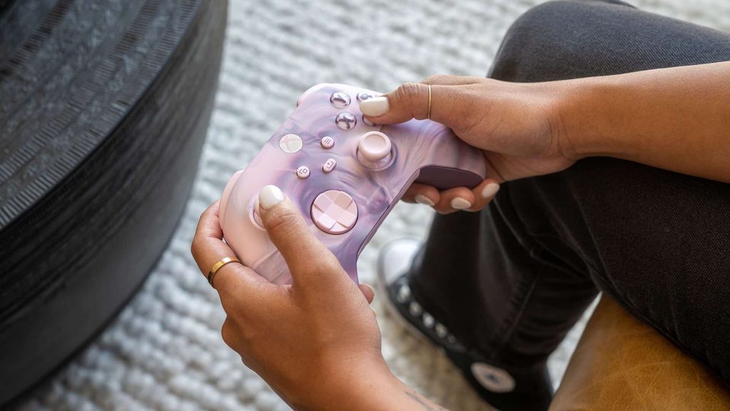 Featured image for The Xbox Design Lab adds Vapor colors to the controller creator