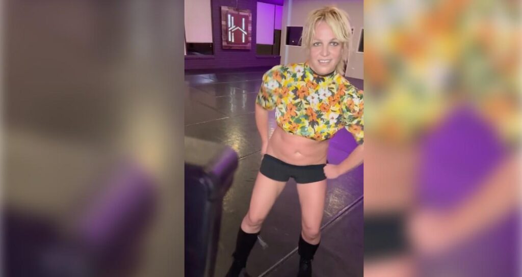 Britney Spears Gains 20 LBS, Pop Star Healing Her Broken Heart