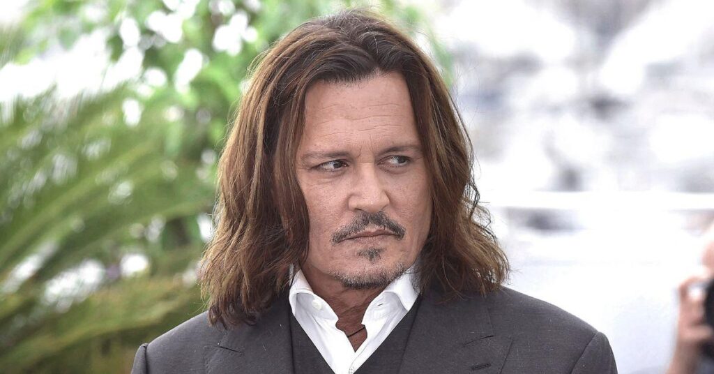 Johnny Depp Petrified by Pair of Girl Ghosts at Mansion