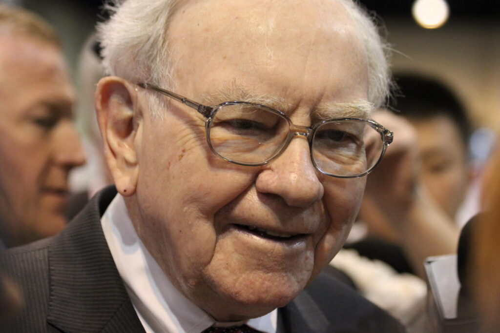 3 Warren Buffett Stocks That Are Screaming Buys Right Now