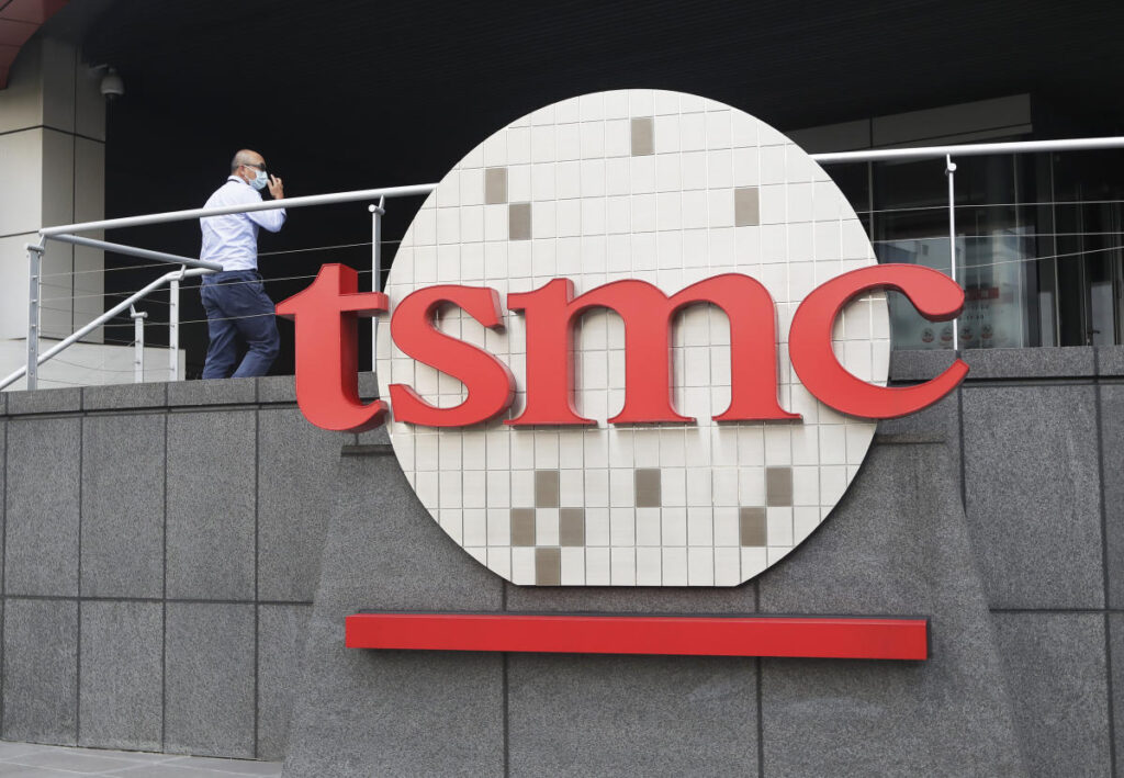 TSMC Hikes Revenue Outlook in Show of Confidence in AI Boom