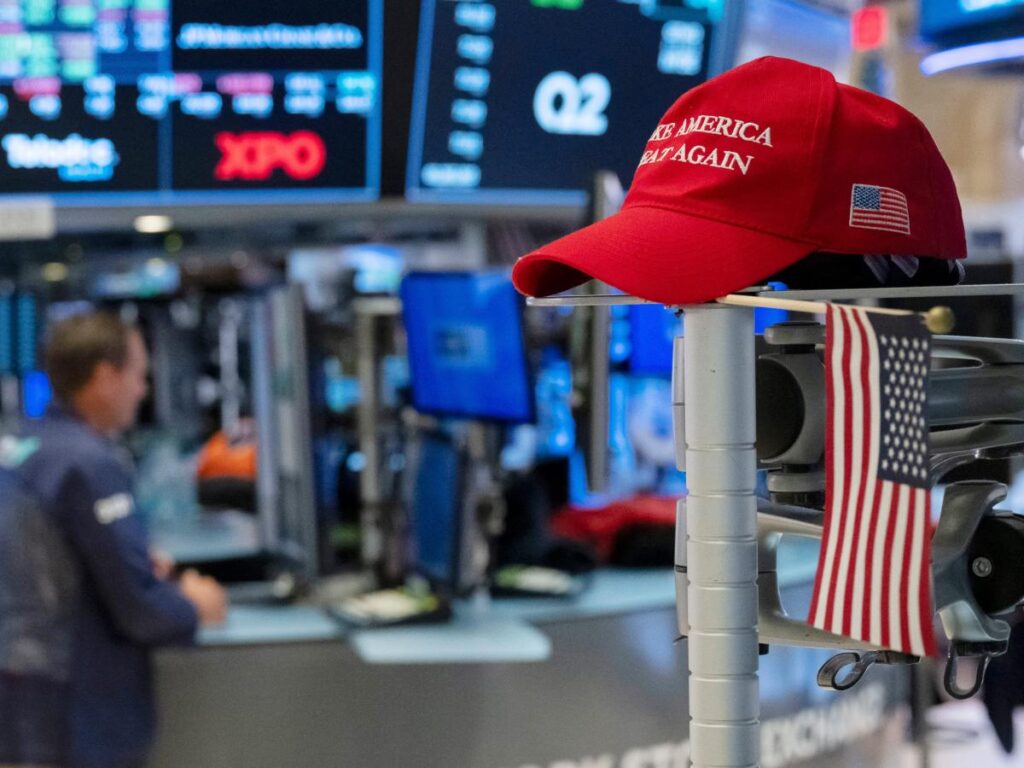 Indexes end the week at records as investors cheer Trump's victory