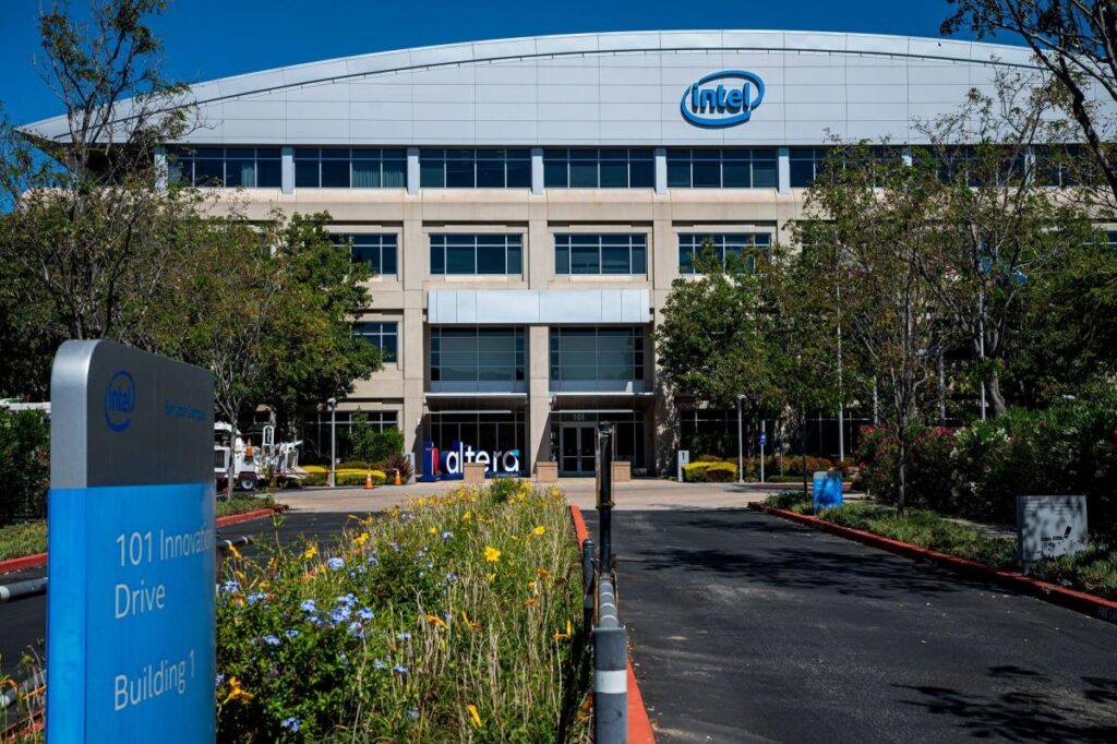 Silver Lake Nears Deal for Stake in Intel’s Altera Unit