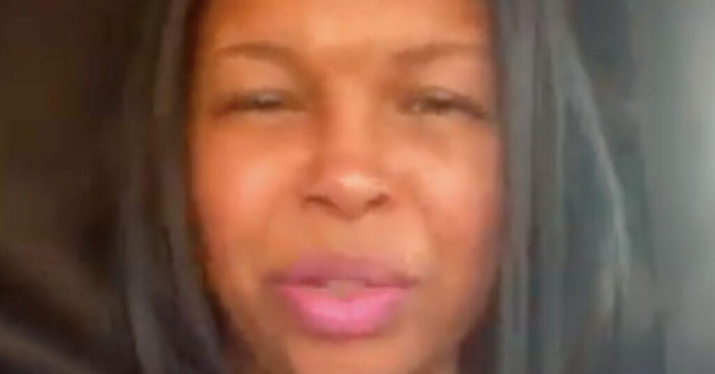 Watch '90s Girl Band Star Dawn Robinson Reveal She's Homeless And Sleeping In Her Car