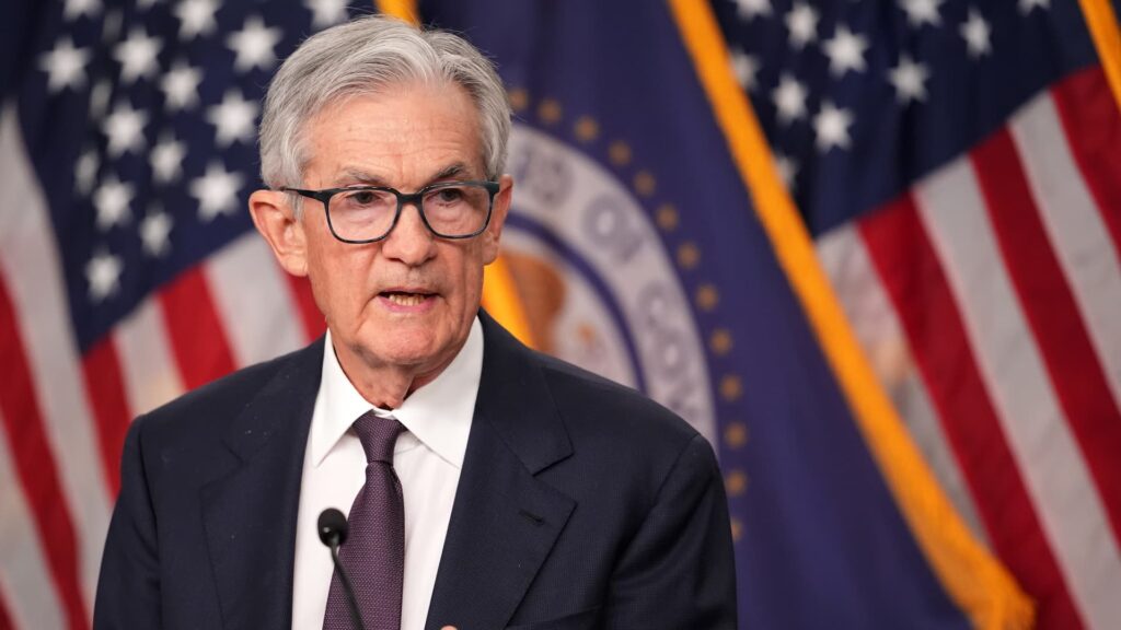 Fed worried it could face 'difficult tradeoffs' if tariffs reaggravate inflation, minutes show