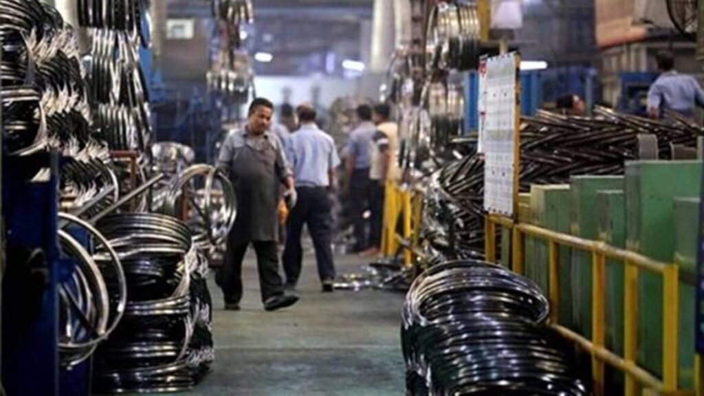 Next week on May 28, the statistics ministry will release industrial production data for April.