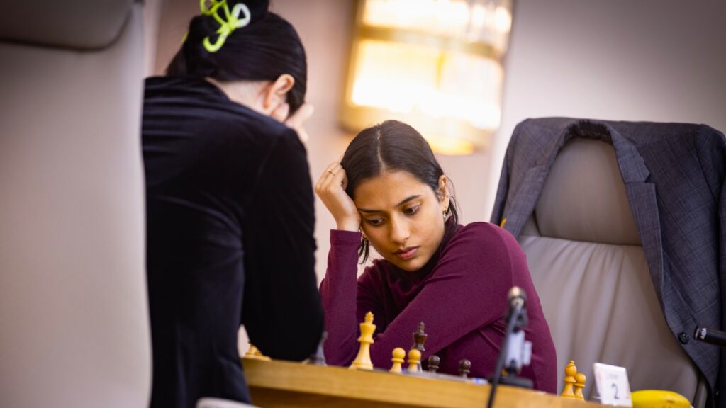 FIDE Women’s World Cup: Divya Deshmukh loses Game 2 to Zhu Jiner as all 4 Indians head to tiebreak battles | Chess News