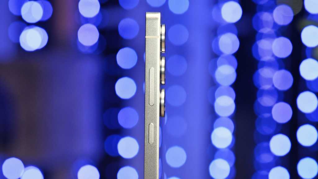 Samsung Galaxy S26 Ultra Could Go in Opposite Direction to Pixel 10 Samsung Galaxy S25 Ultra review 5