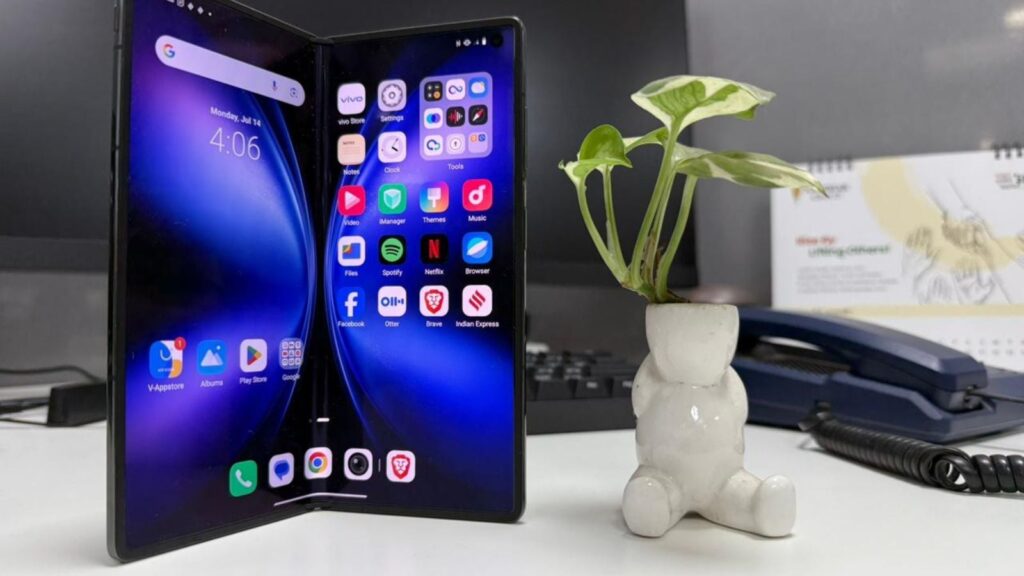 The newly launched vivo X Fold 5.