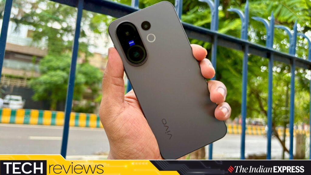 I tried the Vivo X200 FE for a week; here’s why it may be 2025’s best compact phone | Technology News The Luxe Grey Vivo X200 FE blends premium style with practical design. (Image: Bijin Jose/The Indian Express)