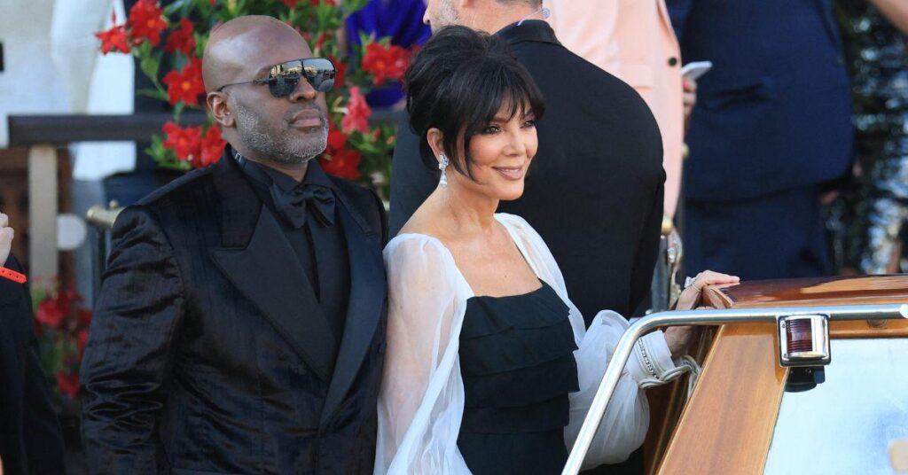 Read Exactly What Kris Jenner Snarled at Toyboy Lover At Bezos Wedding