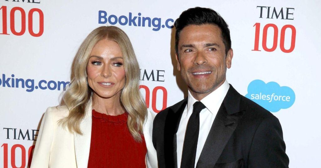 Kelly Ripa Drags Mark Consuelos Over His 'Disgusting' Morning Sex Routine