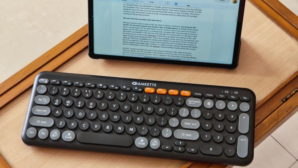 Under a thousand: A full sized, yet portable keyboard for not too much | Technology News We used the Amkette Optimus XL with the Xiaomi Pad 7.