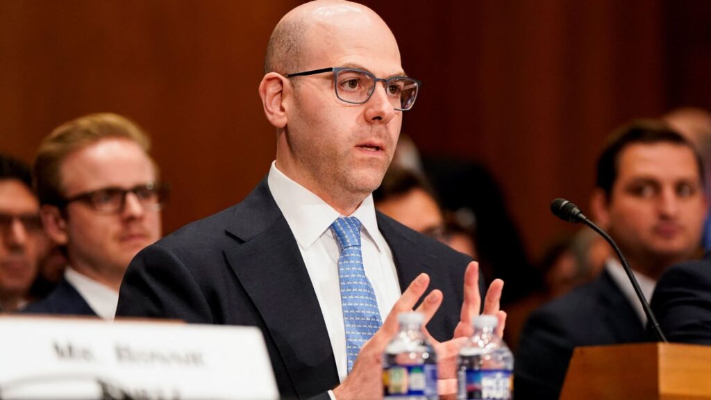 Fed Governor Miran says he did not tell Trump how he would vote on rates this week