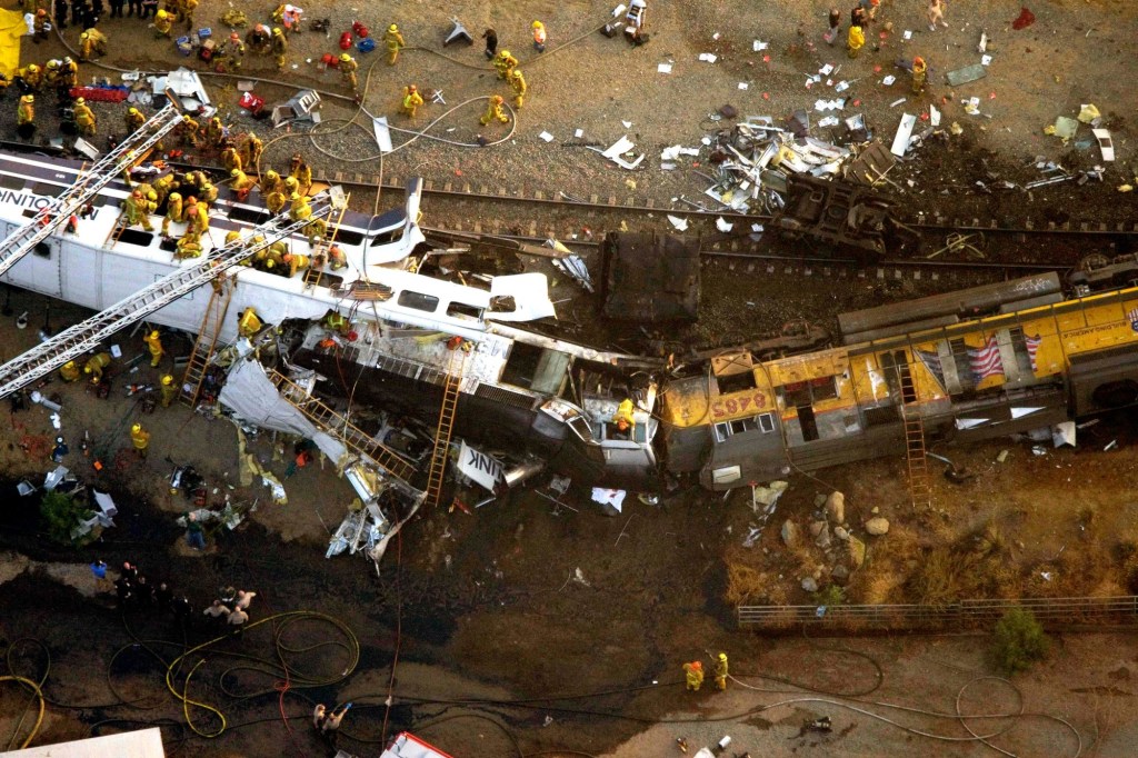 September 12, LA commuter train crash kills 25 people