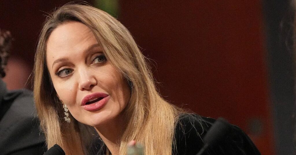Angelina Jolie 'Quitting U.S.' for New Life Abroad