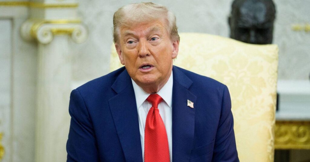 Trump Hates ‘Standing’ as Prez Suffers From Swollen Ankles Trump Hates 'Standing' as Prez Suffers From Swollen Ankles