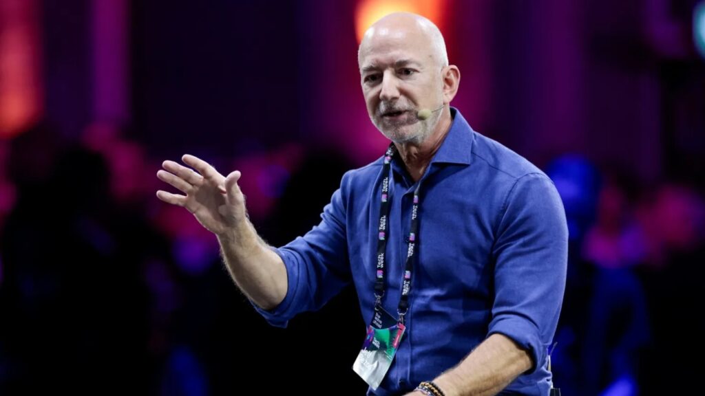 Jeff Bezos career advice for young founders
