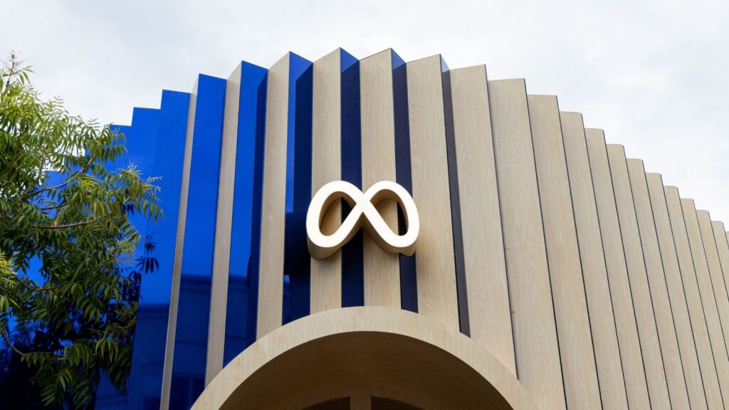 FILE — Meta Lab in Menlo Park, Calif., on Sept. 18, 2025. While the company announced job cuts in artificial intelligence, it also expanded plans to replace privacy and risk auditors with more automated systems.. (Jason Henry/The New York Times)