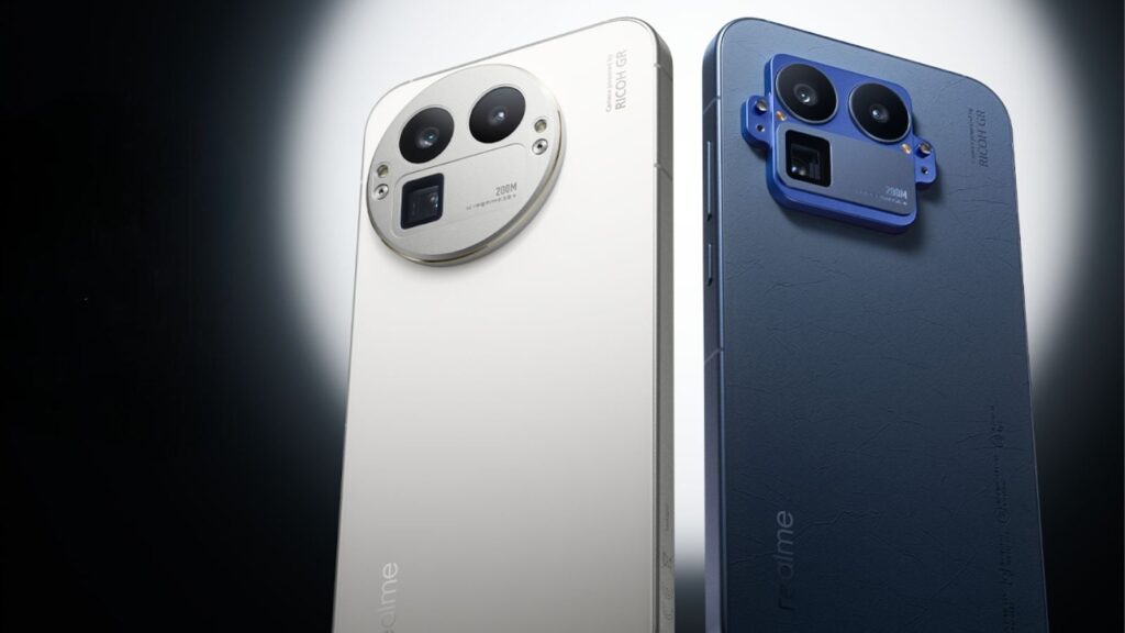 For gamers, the AI Gaming Super Frame engine allows sustained high frame rates, and for thermal conductivity, the device boasts a 7K Ultimate VC Cooling System. (Image: Realme)