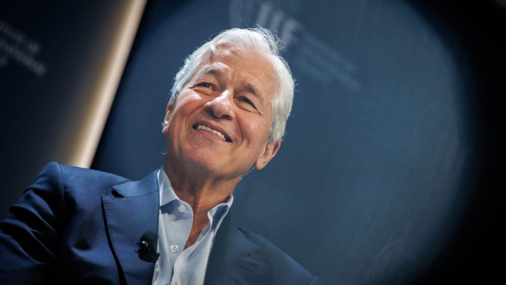 JPMorgan Chase reaches deal to become Apple credit card issuer, source says JPMorgan Chase reaches deal to become Apple credit card issuer, source says